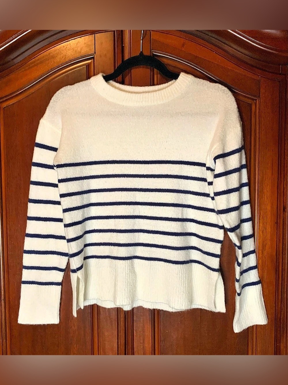 Culture Couture Striped Crewneck Sweater in Cream & Blue Size Small